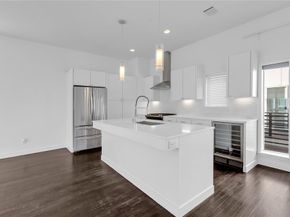 4915  Flitwick Court , Dallas Texas 75204