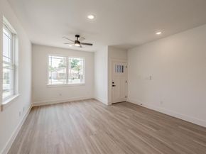 1402  Driess Street , Fort Worth Texas 76104