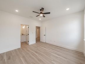 1402  Driess Street , Fort Worth Texas 76104