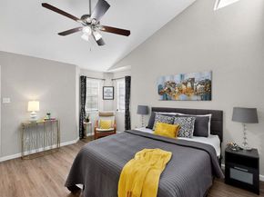 218 N Beacon Street  108, Dallas Texas 75214