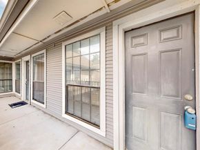 218 N Beacon Street  108, Dallas Texas 75214