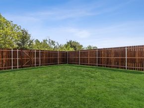 552  Hutchinson Lane , Lewisville Texas 75077