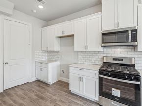 552  Hutchinson Lane , Lewisville Texas 75077