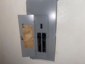 621 N Briery Road , Irving Texas 75061