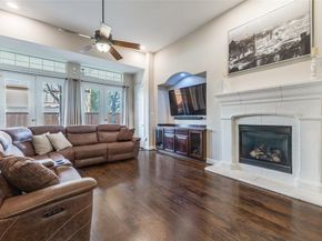 11327  Mounts Run Drive , Dallas Texas 75218
