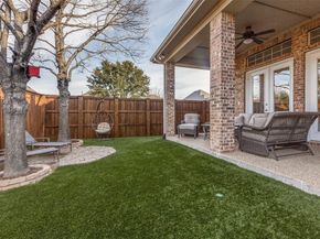 11327  Mounts Run Drive , Dallas Texas 75218