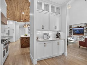 601 S Jupiter Road , Allen Texas 75002