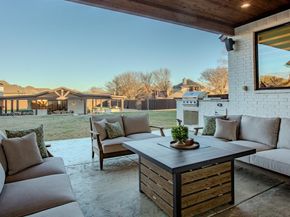 601 S Jupiter Road , Allen Texas 75002