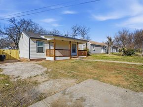 816  Bradley Street , Fort Worth Texas 76103