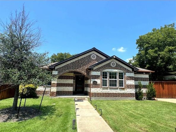 3115  Morgan Drive , Dallas Texas 75241