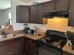 7812  Oak Garden Trail , Dallas Texas 75232