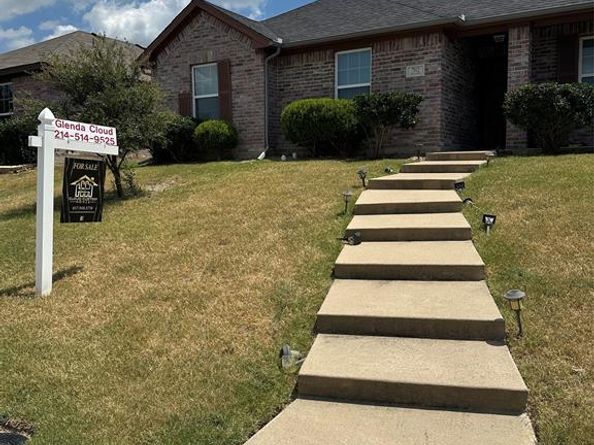 7812  Oak Garden Trail , Dallas Texas 75232