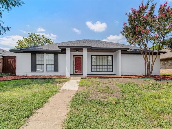 202 E Schreiber Street , Garland Texas 75049