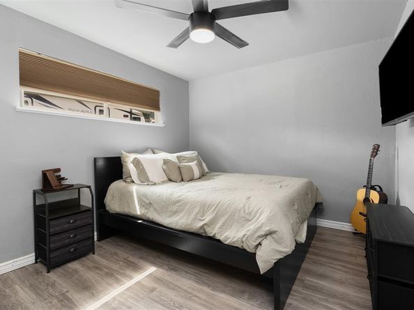 1936  Edgewood Drive , Irving Texas 75060