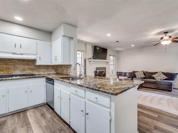2207  Fairfax Drive , Irving Texas 75060