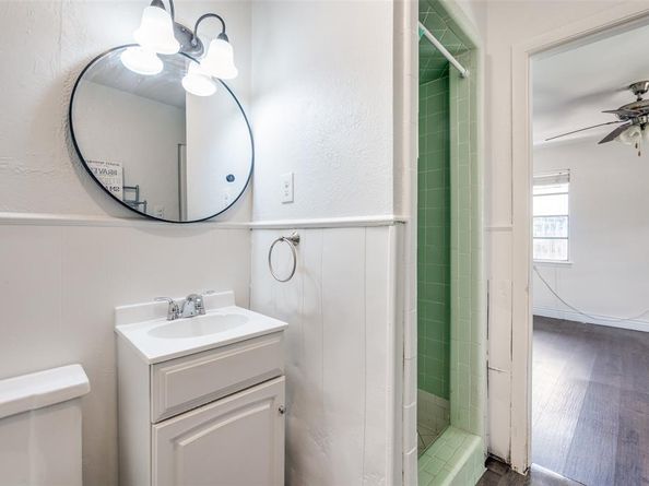 2207  Fairfax Drive , Irving Texas 75060