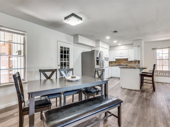 2207  Fairfax Drive , Irving Texas 75060