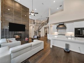 928  Holly Anne Lane , Aubrey Texas 76227