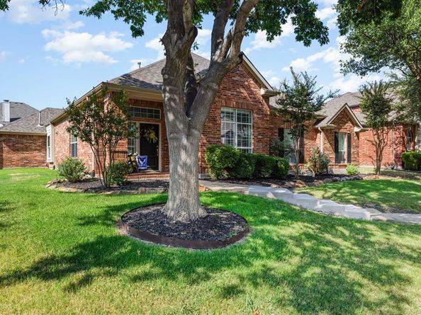 2084  Barret Drive , Frisco Texas 75033