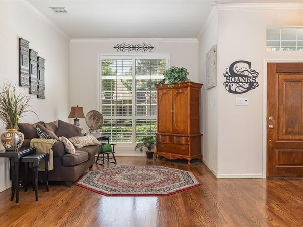 2084  Barret Drive , Frisco Texas 75033