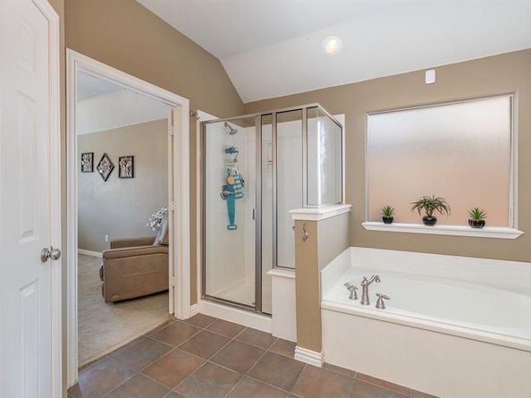 2084  Barret Drive , Frisco Texas 75033