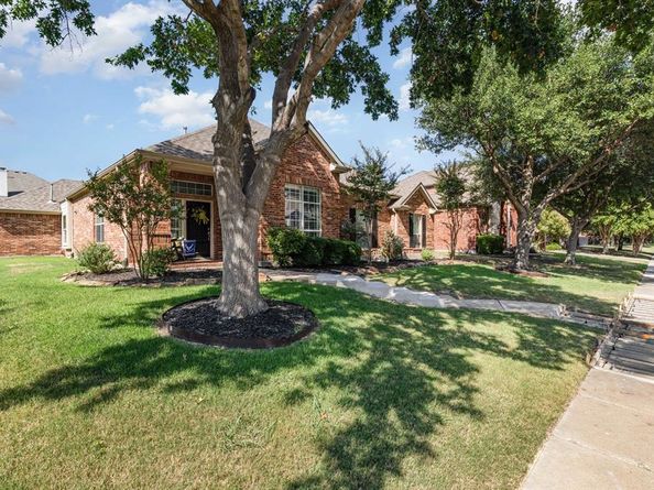 2084  Barret Drive , Frisco Texas 75033