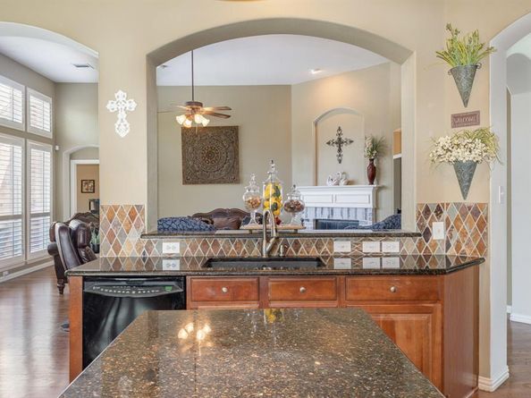 2084  Barret Drive , Frisco Texas 75033