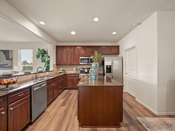 6136  Eagle Point Lane , Frisco Texas 75036