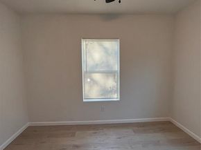 3919  Carl Street , Dallas Texas 75210