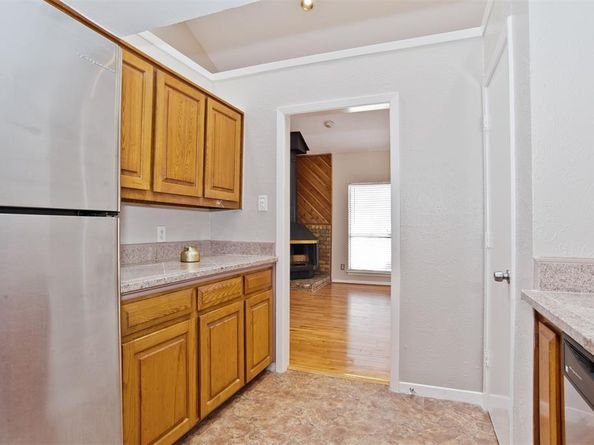 7450  Holly Hill Drive  116, Dallas Texas 75231