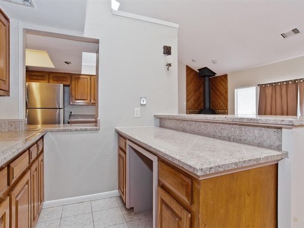 7450  Holly Hill Drive  116, Dallas Texas 75231