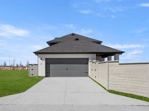 8620  Treeline Parkway , Justin Texas 76247