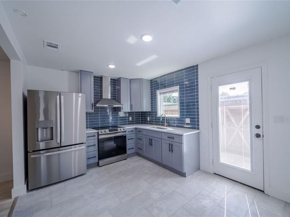 13871  Brookgreen Drive , Dallas Texas 75240