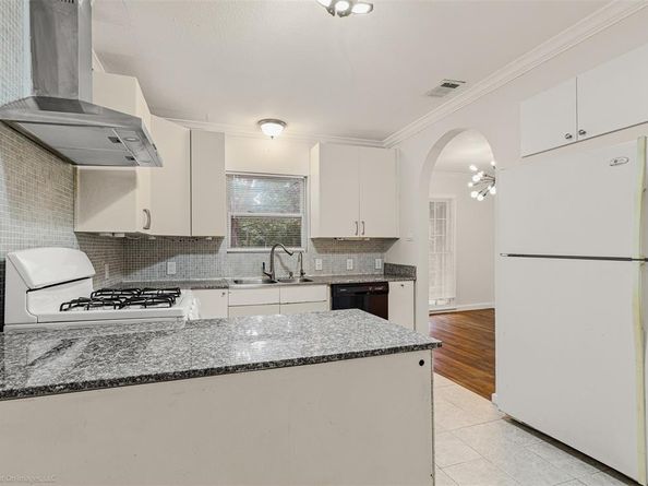 1006  Briarwood Drive , Garland Texas 75041