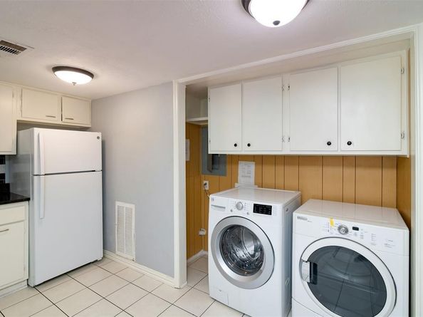 3121  Park Lane  1151, Dallas Texas 75220