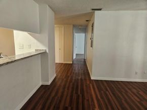5981  Arapaho Road  104, Dallas Texas 75248
