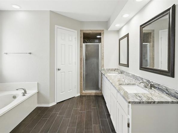 2305  Meadowlark Lane , Bedford Texas 76021