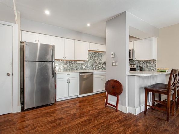 3022  Forest Lane  221, Dallas Texas 75234