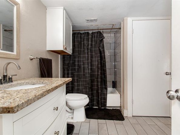 3022  Forest Lane  221, Dallas Texas 75234