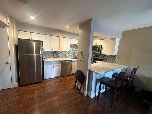 3022  Forest Lane  221, Dallas Texas 75234