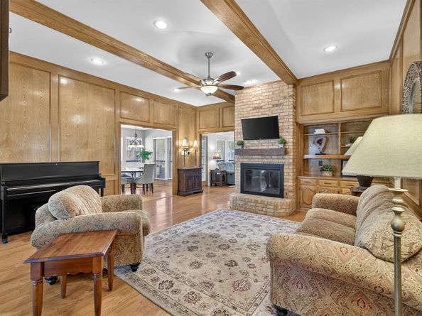 2205  Morriss Court , Flower Mound Texas 75028