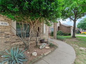 632  Shotwell Street , Crowley Texas 76036