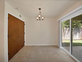 2415  Sanguinet Street , Fort Worth Texas 76107