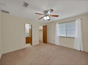 2415  Sanguinet Street , Fort Worth Texas 76107