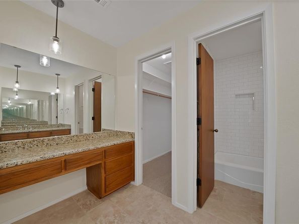 2415  Sanguinet Street , Fort Worth Texas 76107