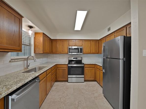 2415  Sanguinet Street , Fort Worth Texas 76107