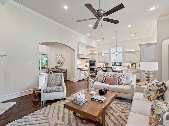 5311 W University Boulevard , Dallas Texas 75209