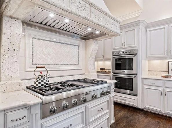 5311 W University Boulevard , Dallas Texas 75209
