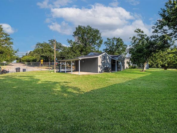 1924 N Edgewood Terrace , Fort Worth Texas 76103