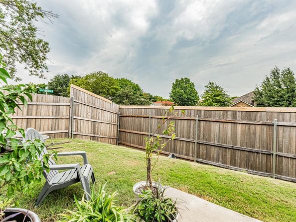 127  Chamblin Drive , Cedar Hill Texas 75104